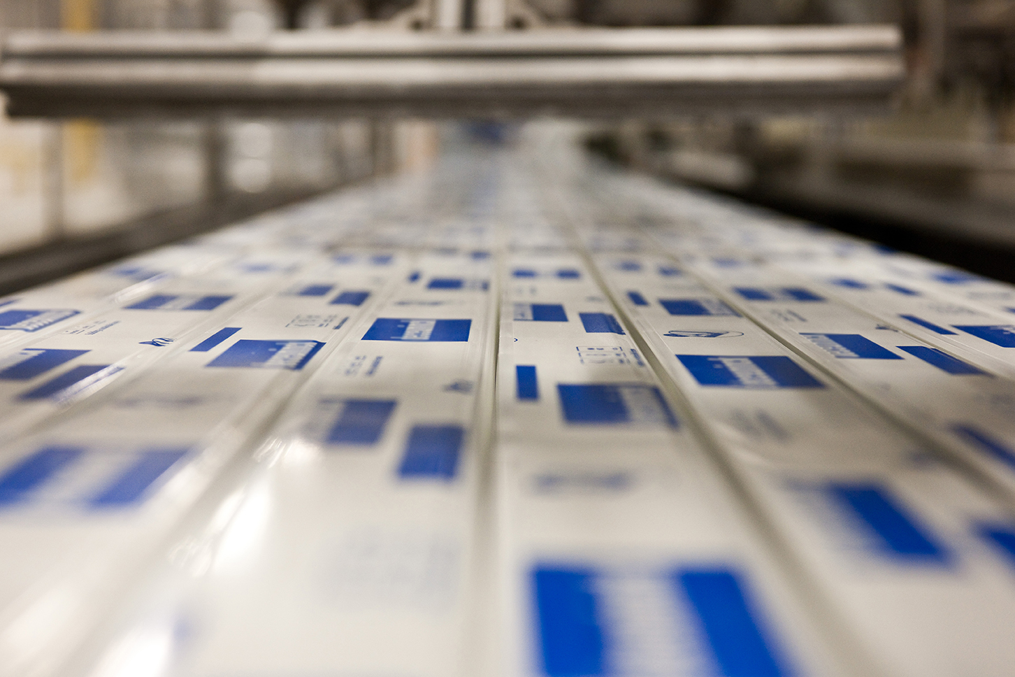 Enhance your branding with our Trap print technology Novacel